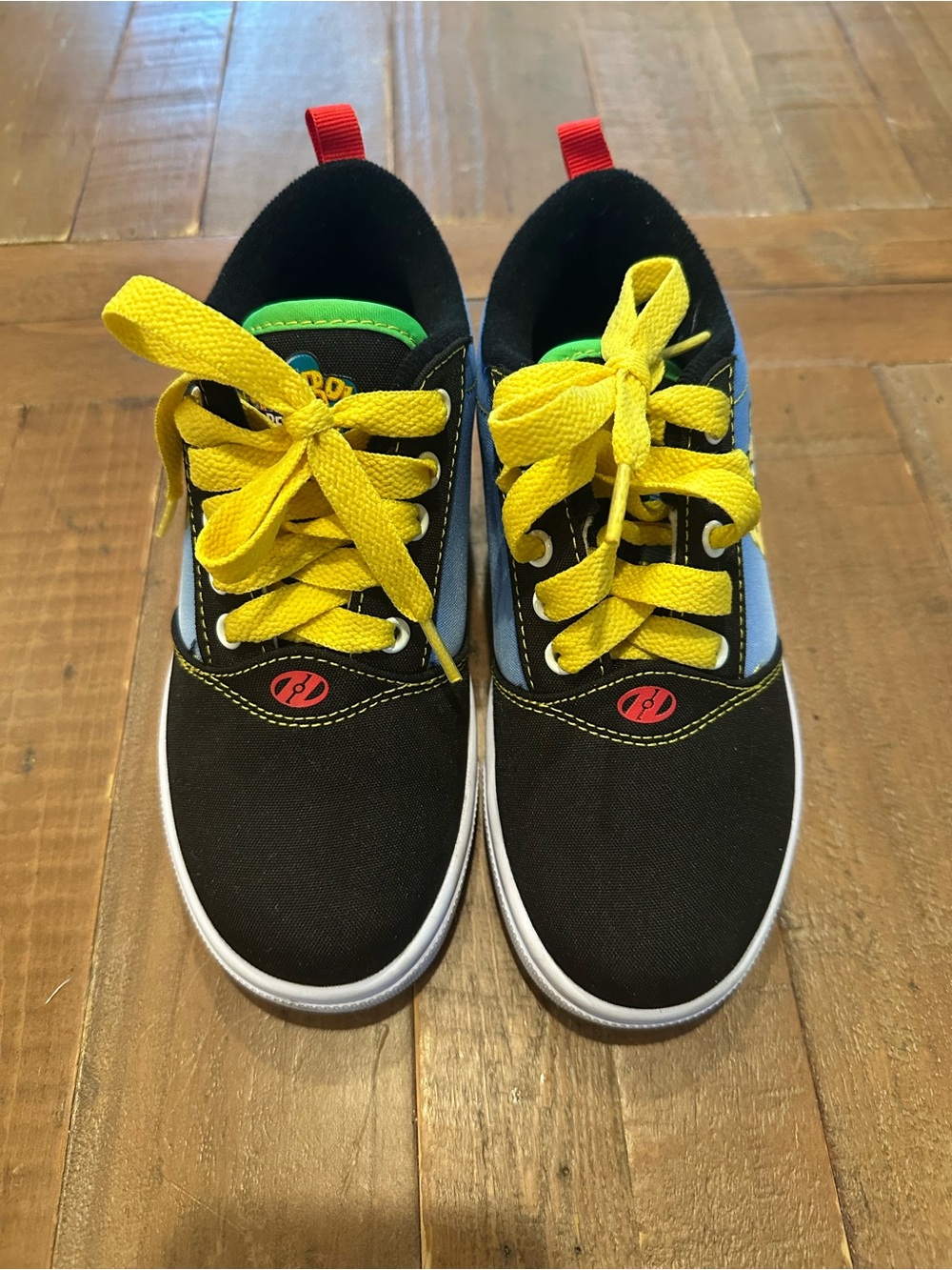 Heelys Black Canvas Sneakers with Yellow Laces and Green Accents Sponge Bob